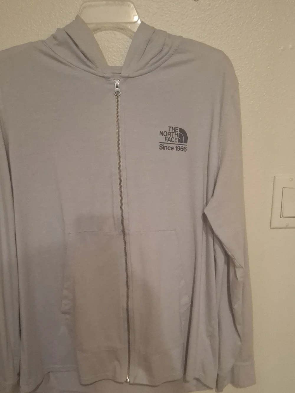 The North Face Light Gray Full-Zip Hooded Shirt Jacket
